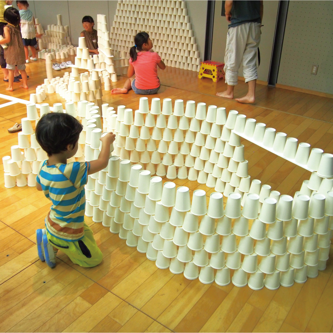 紙コップアート つくるのもアート、こわすのもアート ②14:30~15:30